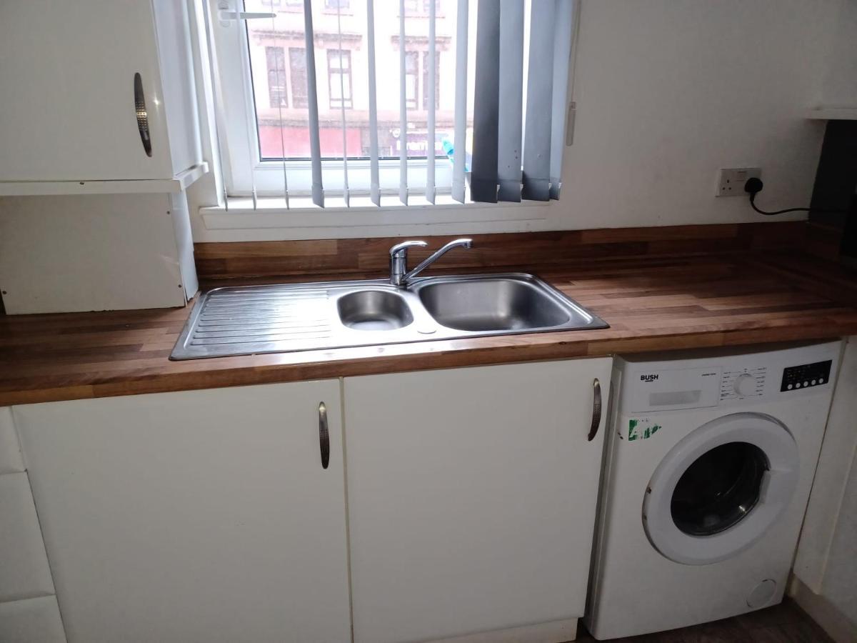Bellway Commonwealth Apartment, Only Ages Over 23 Glasgow Luaran gambar